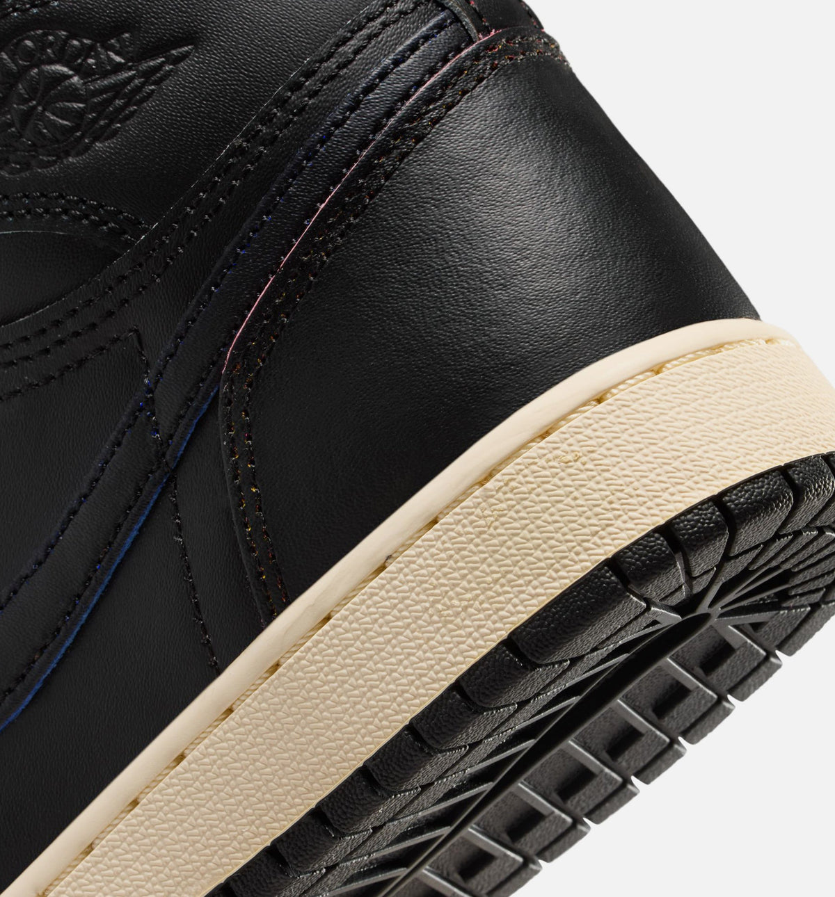 Air Jordan 1 Retro High OG Grade School Lifestyle Shoes - Black Muslin