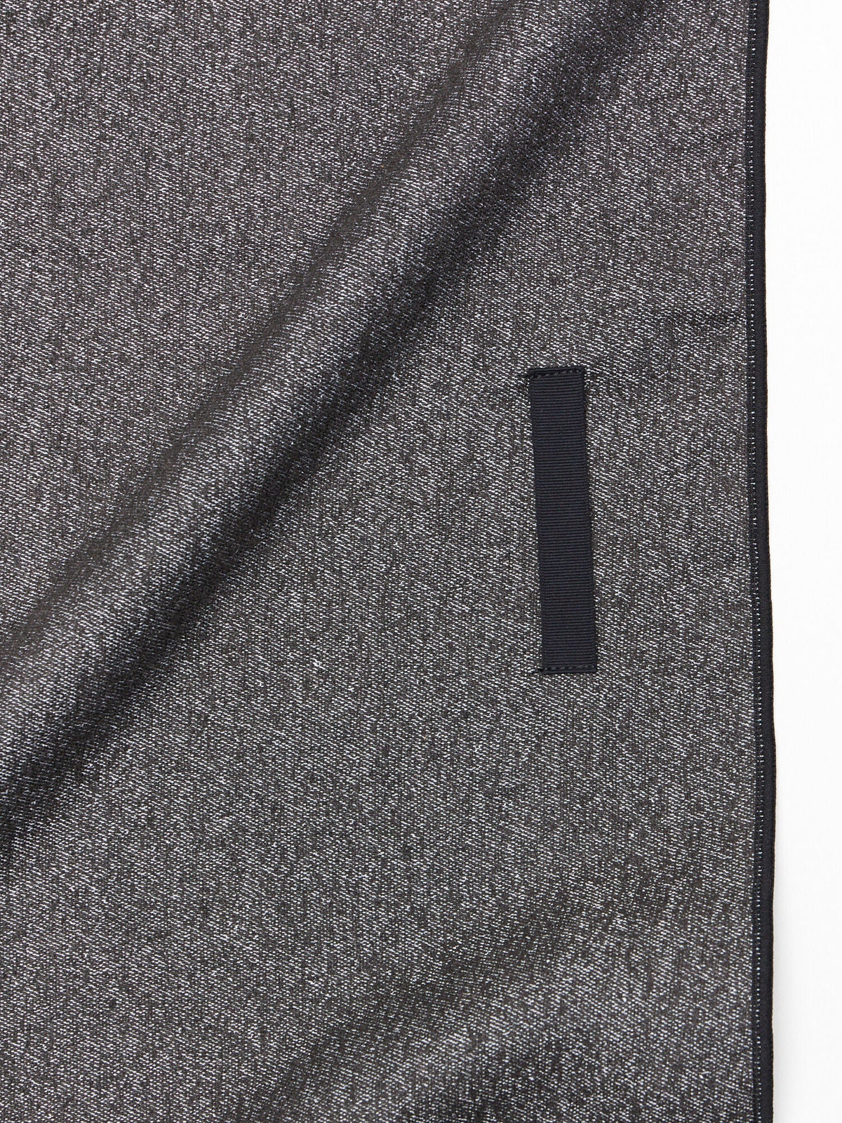 SUSTAINABLE SWEAT TOWEL