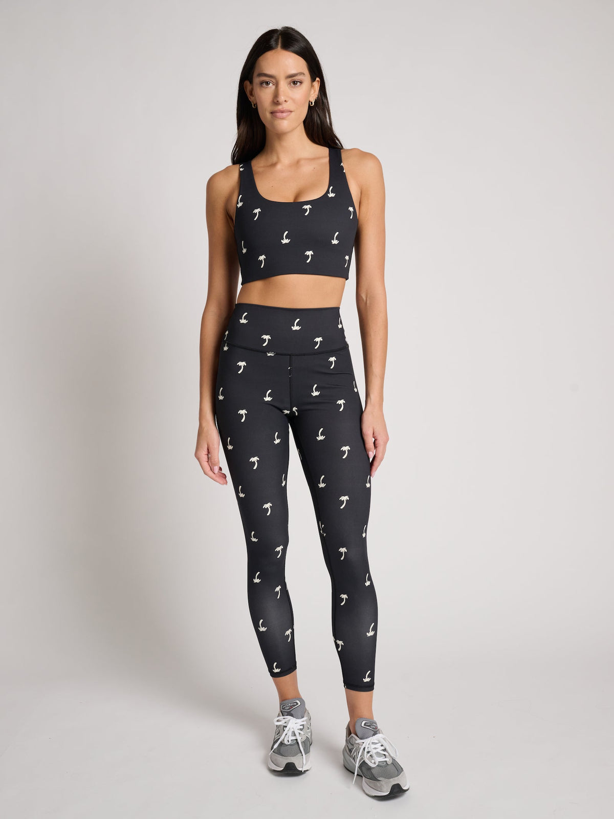 THROWING SHADE LOTUS LEGGING