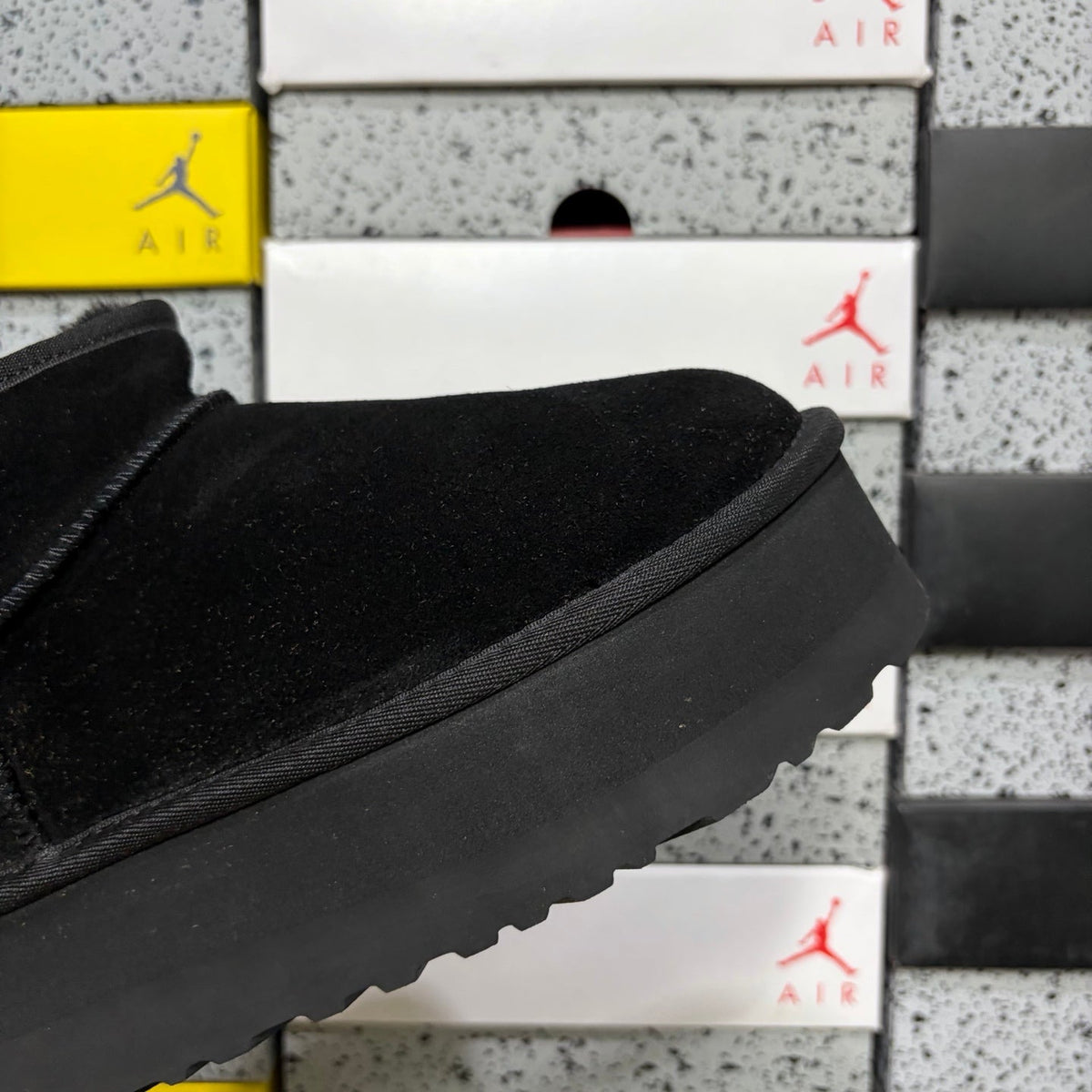 UGG Kallen Lace Platform Ankle Boot – Suede Boot with Shearling Lining, Tonal Cross-Strap Closure & All-Black Chunky Platform Sole in Black
