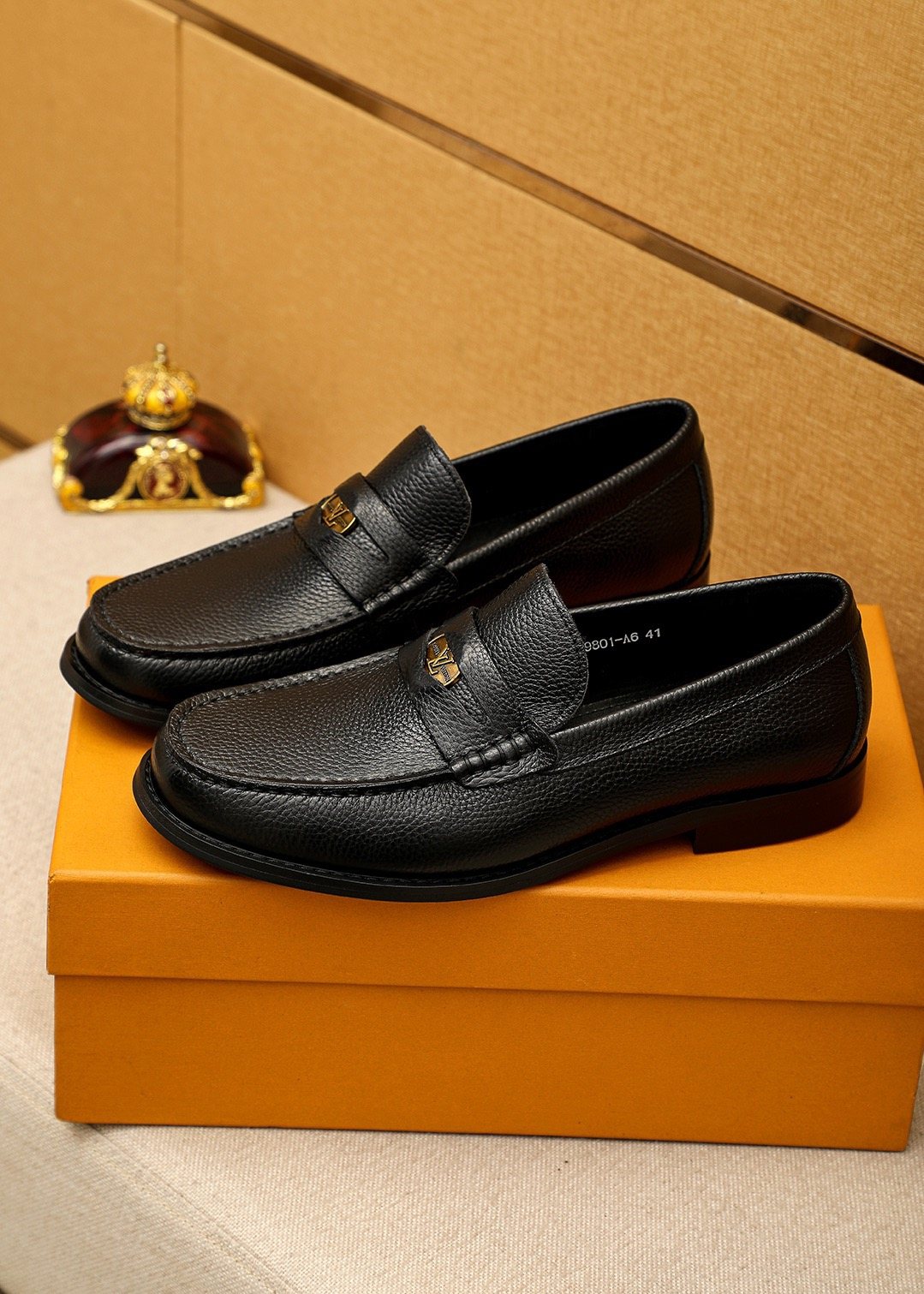 Louis Vuitton Black Pebbled Leather Loafers