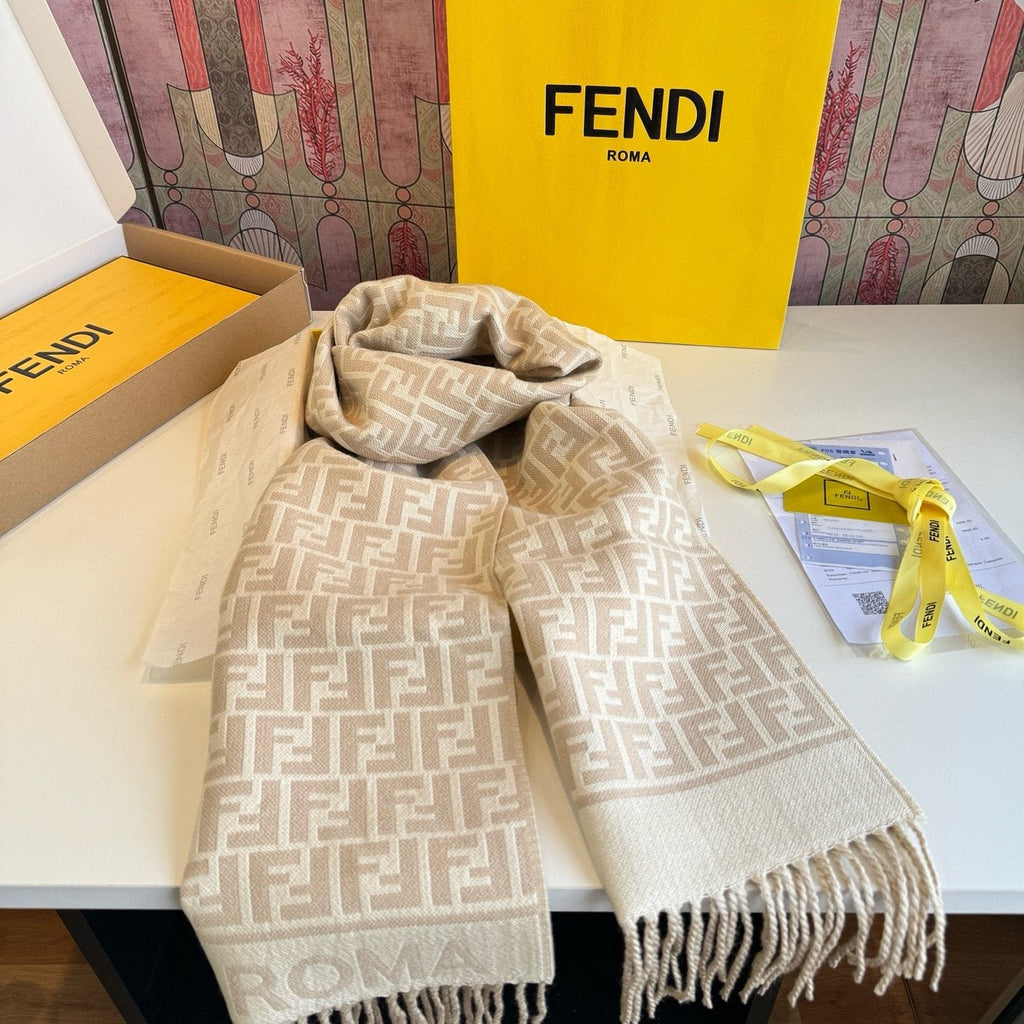 FENDI FF Fringed Scarf
