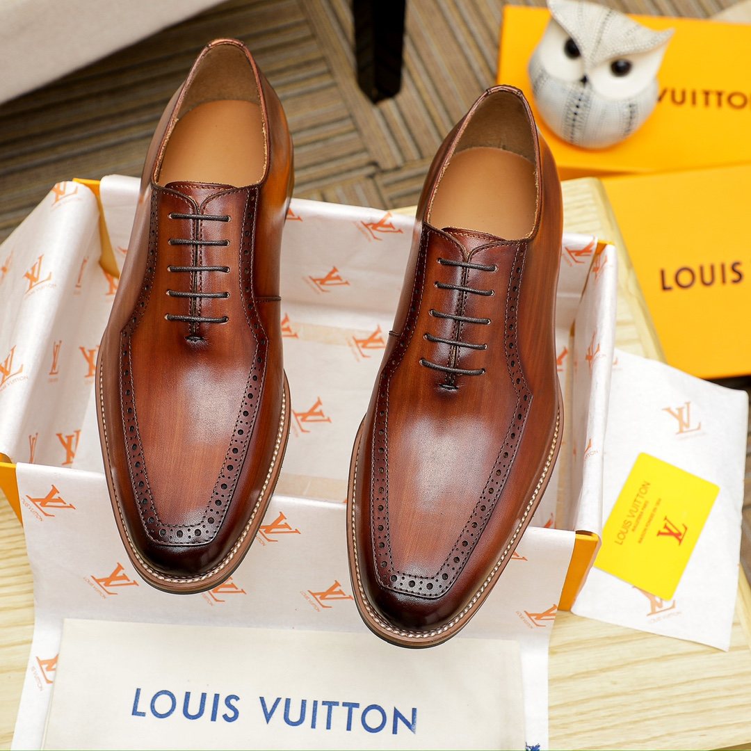 Louis Vuitton Men's Brown Lace-Up Dress Shoes