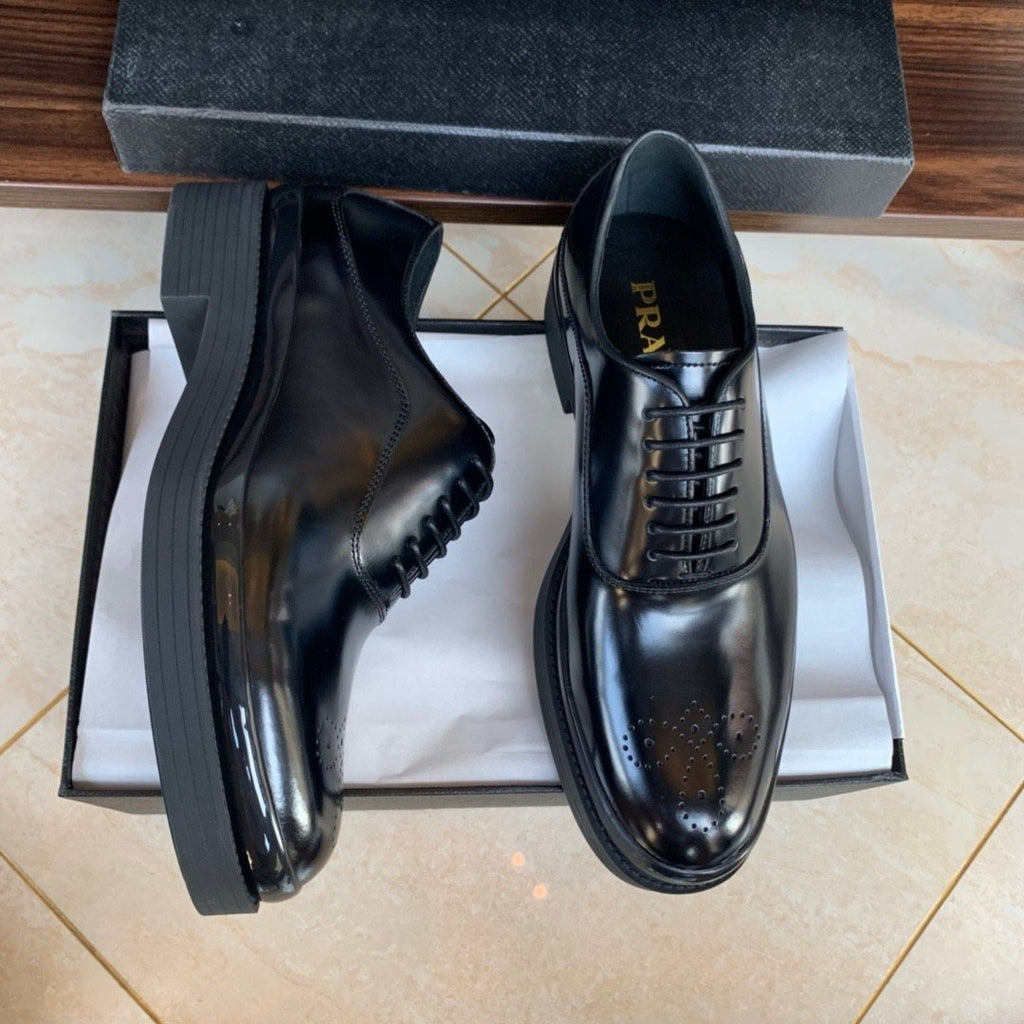 Prada Black Brogue Lace-Up Dress Shoes - Cowhide Lining