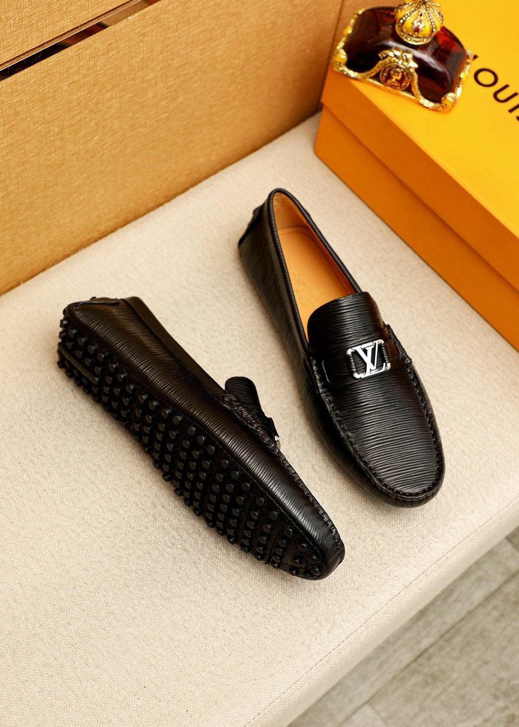 Louis Vuitton Textured Driving Shoes